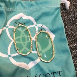 Kendra Scott Danielle Earrings